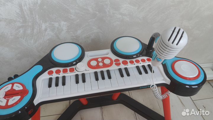 Детский синтезатор ELC