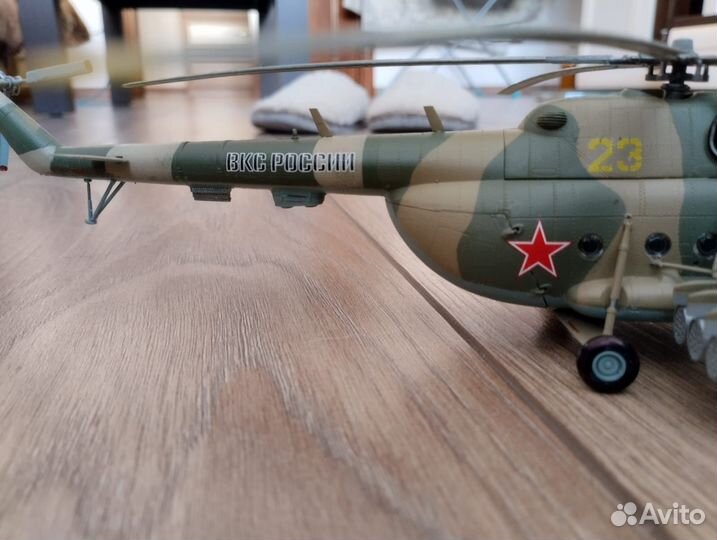 Коллекционная модель вертолета Ми-8мт