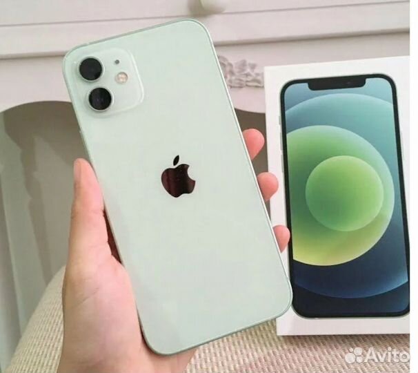 iPhone 12, 64 ГБ