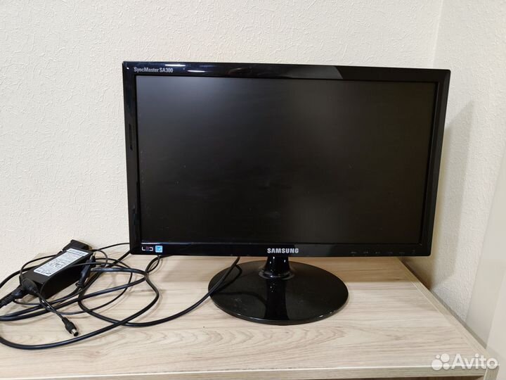 Монитор Samsung 19 дюймов