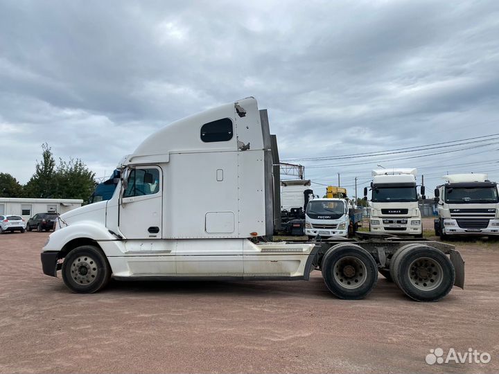 Freightliner Columbia, 2002