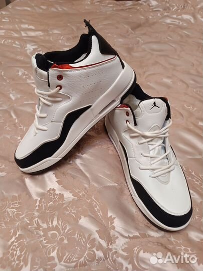 Мужские зимние кроссовки с мехом