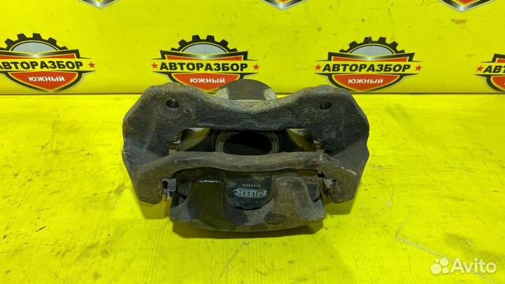 Суппорт передний левый Mitsubishi Lancer IX