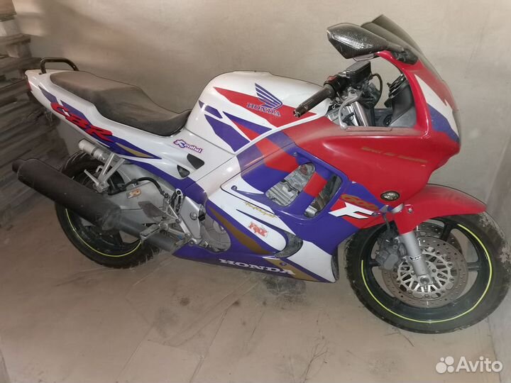 Honda cbr600f3 1996г