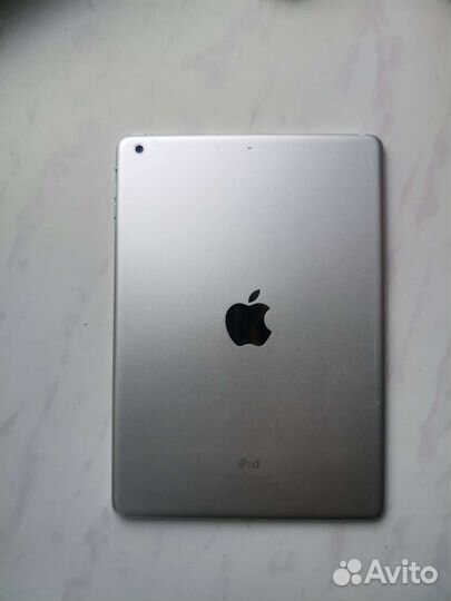 Планшет Apple iPad air 1 32gb wi-fi