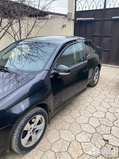 Volkswagen Jetta 1.6 МТ, 2007, 260 000 км