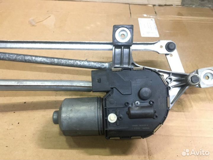 Трапеция стеклоочистителей с моторчиком Volvo S80