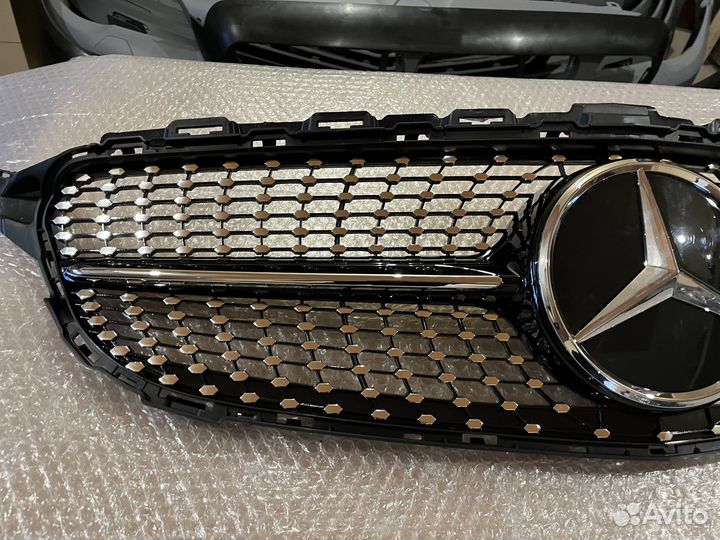 Облицовка радиатора Mercedes W205 рестайл диамант