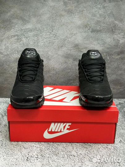 Кроссовки Nike Air Max Tn Plus