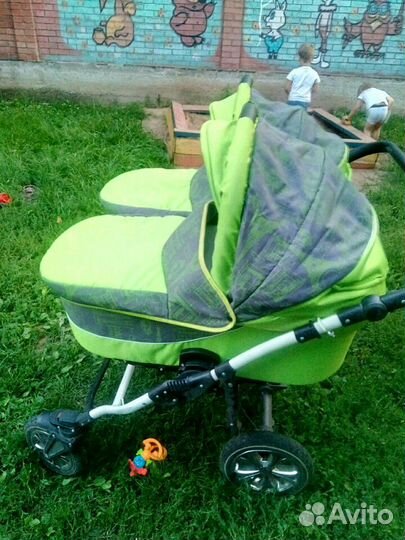 Коляска для двойни