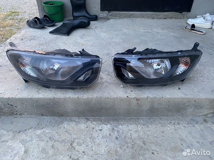 Оригинальные фары на гранту FL