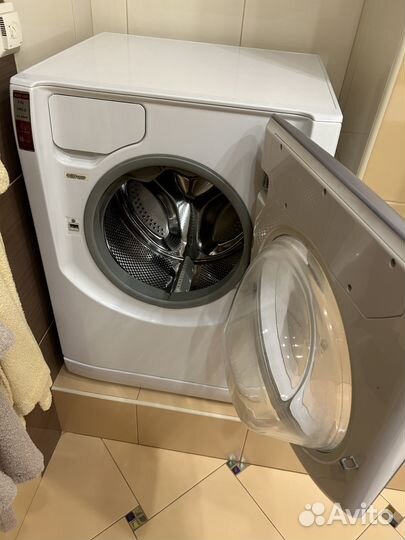 Стиральная машина Hotpoint Ariston aqxf 109 б/у