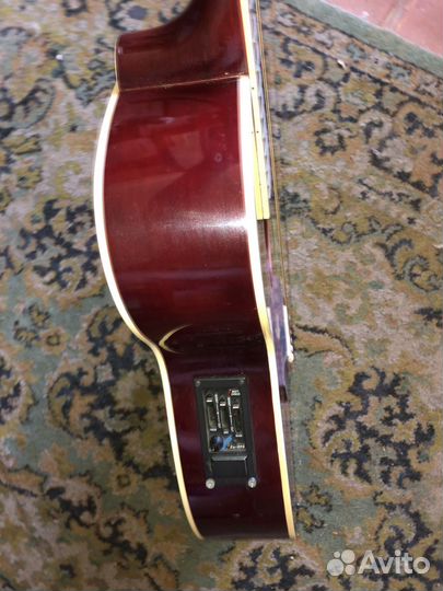 Гитара электроакустика