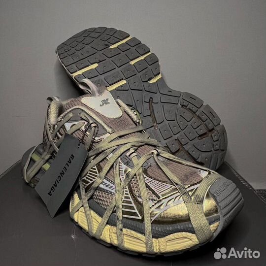 Balenciaga 3xl Extreme Lace Beige