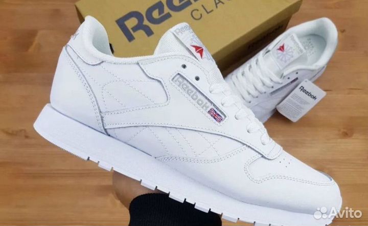 Кроссовки reebok classic кожаные