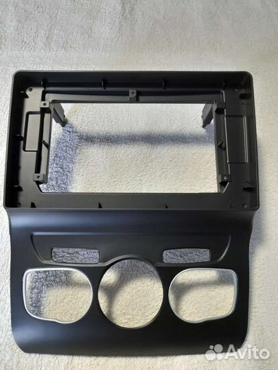 Рамка под магнитолу Ситроен С4