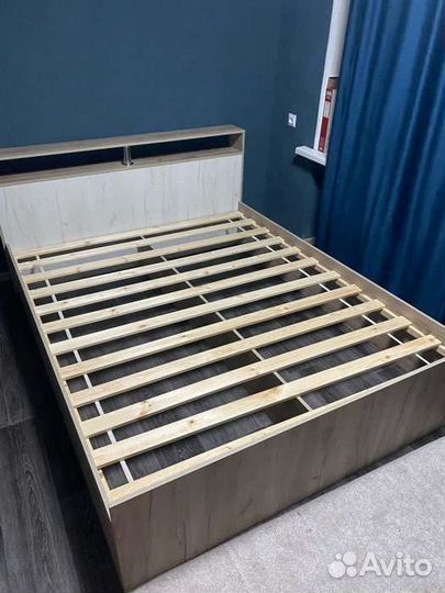 Кровать двухспальная