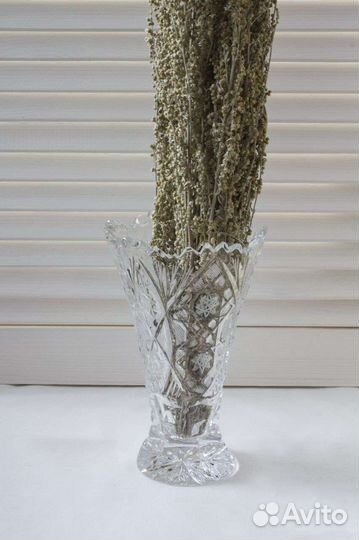 Ваза хрустальная для цветов