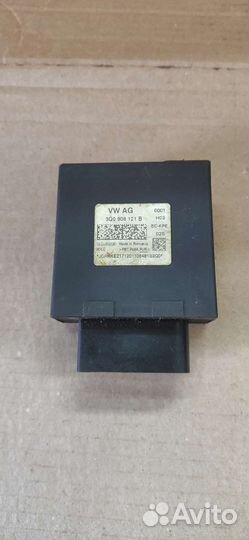Блок управления насосом Volkswagen Tiguan 2