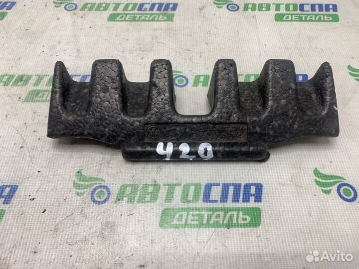 Абсорбер бампера передний Volkswagen New Beetle