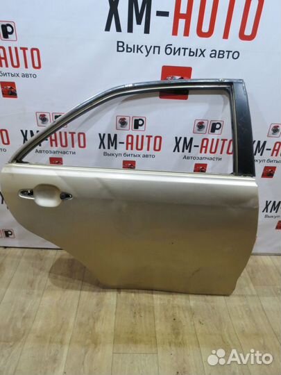 Дверь задняя правая Toyota Camry 40
