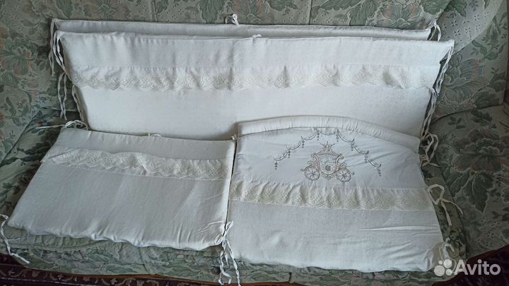 Бортики в кроватку