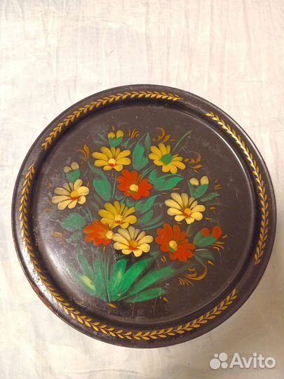 Поднос металлический