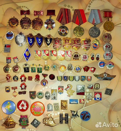 Знаки и значки СССР