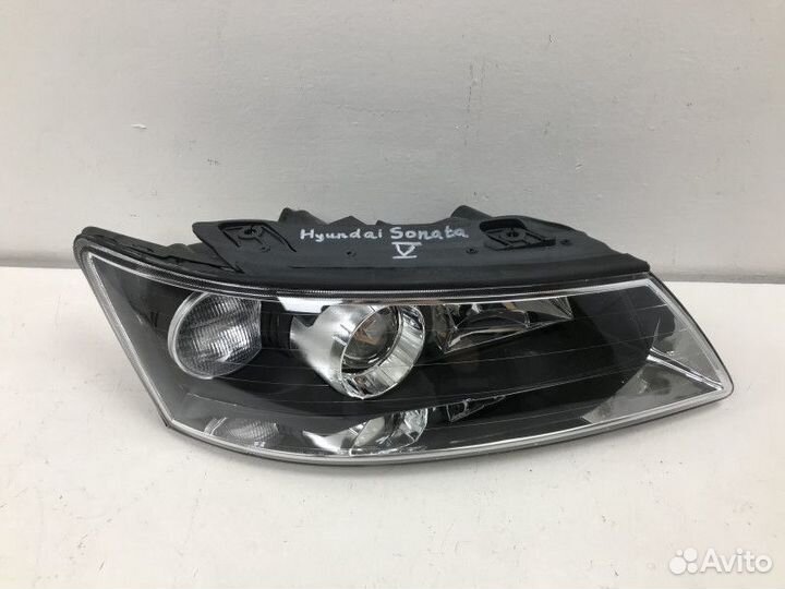 Фара правая Hyundai Sonata 5 (NF)