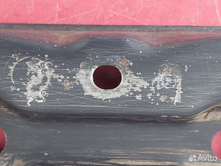 Опора АКПП Mercedes-Benz W140 M104