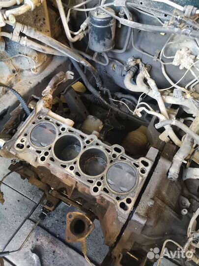 Двигатель Mazda 323f (Familia) по запчастям