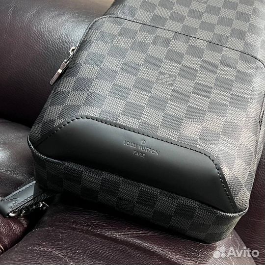 Louis Vuitton Avenue Sling Bag