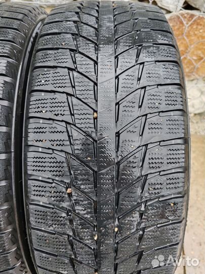 Triangle Snowlink TWT02 215/55 R17 98