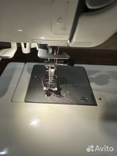 Janome 5519 швейная машина