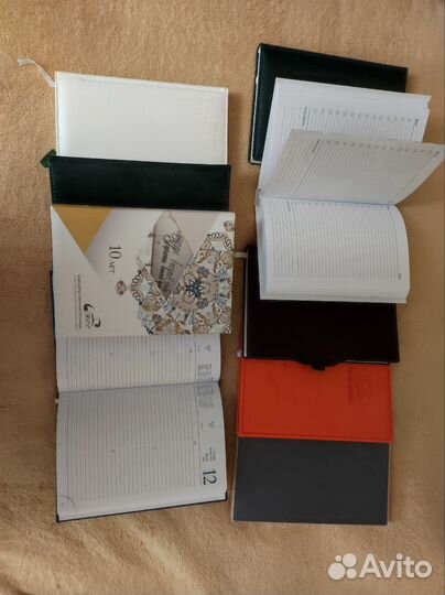 Блокноты и Ежедневники разные