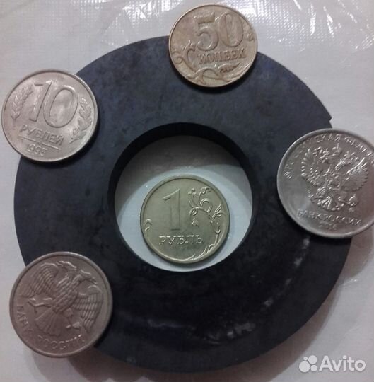 1 рубль 2016 R
