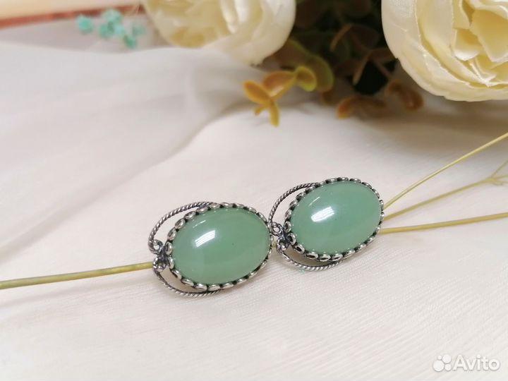 Серьги бижутерия с нефритом