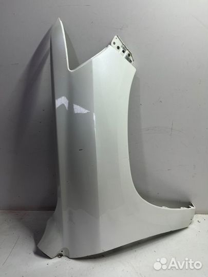 Крыло переднее правое Toyota Land Cruiser 200