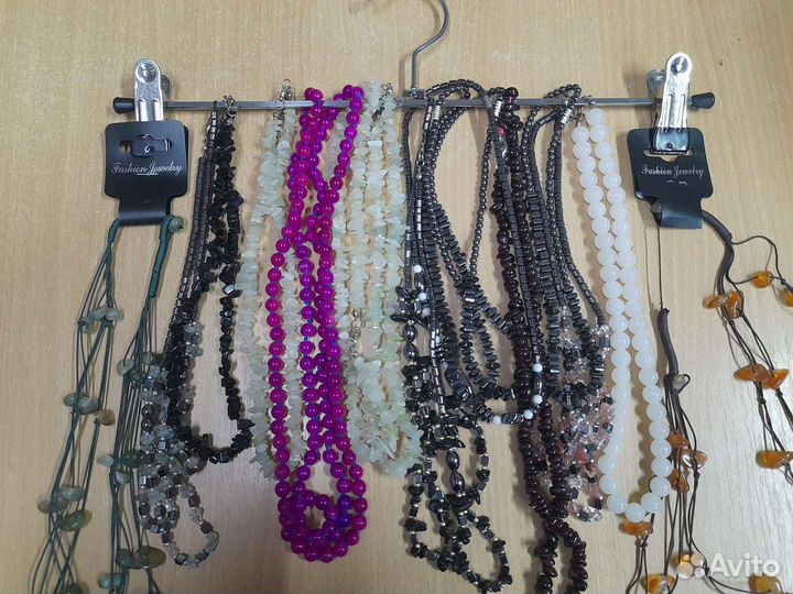 Бусы из натурального камня