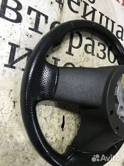 Руль Nissan Pathfinder