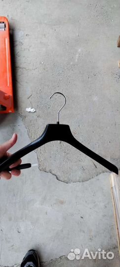 Вешалки плечики