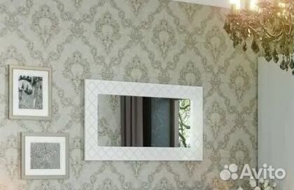 Зеркало настенное в раме