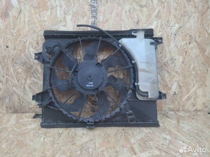 Диффузор вентилятора Kia Soul G4FD 1.6 2012