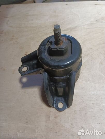 Подушка двигателя правая Kia Rio 3