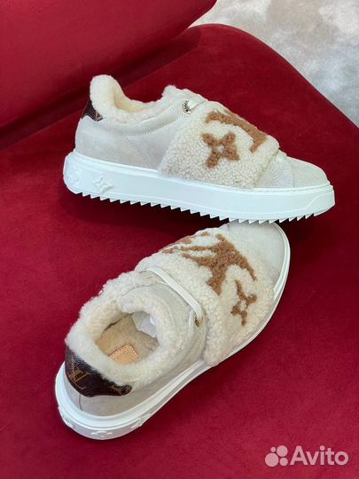 Кроссовки женские на меху Louis Vuitton