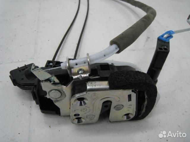 Замок двери передней левой Nissan Almera G15