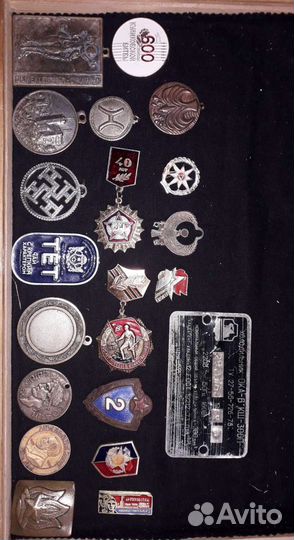 Медальоны, жетоны