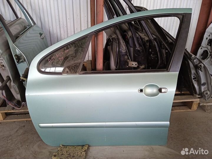 Дверь передняя левая Пежо 307 SW