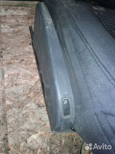 Сиденья передние Renault Logan 2