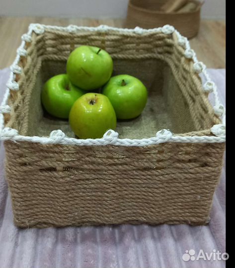 Корзинка для хранения из джута